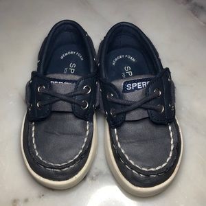 Boys Grey Sperry boat shoes size 6